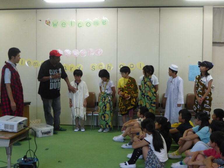 Children learning about African culture and global understanding at school