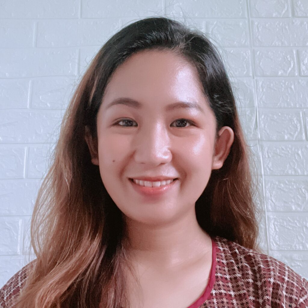 Born in Palawan, Philippines. She graduated bachelor of Elementary of Education major in Preschool. She is a freelance music tutor of piano and violin for 6 years. She loves teaching english from young age to adult. She loves storytelling and easy to connect with the children and young people, as she desires to communicate them through the English language.