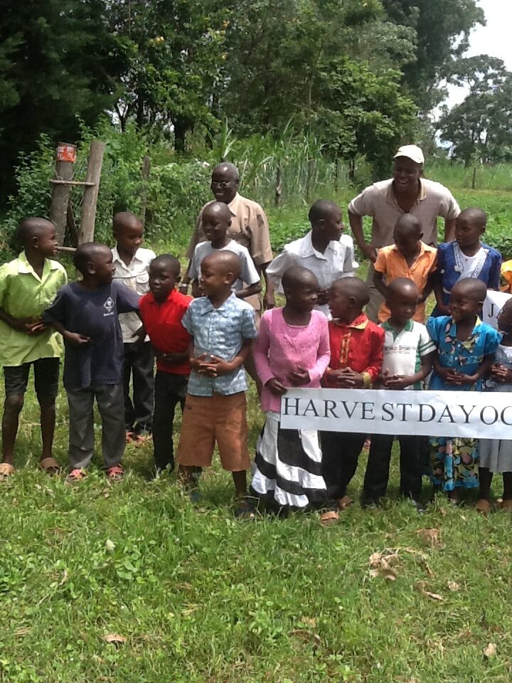 Children learning food education and international exchange in Daizu Kids Africa