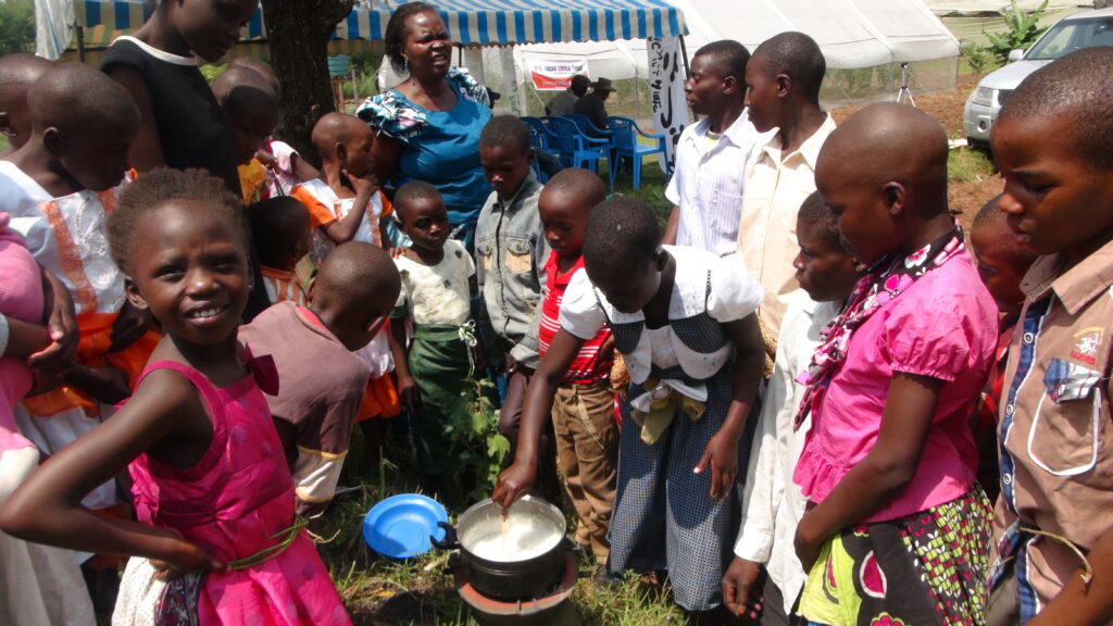Food education and international exchange activity in Daizu Kids Africa