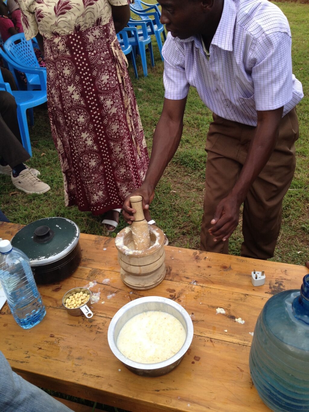 Tofu-making and food education activity in Daizu Kids Africa